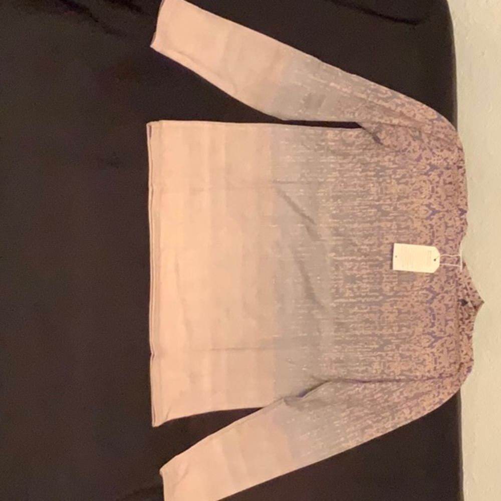 Exclusive brand new longsleeve T
